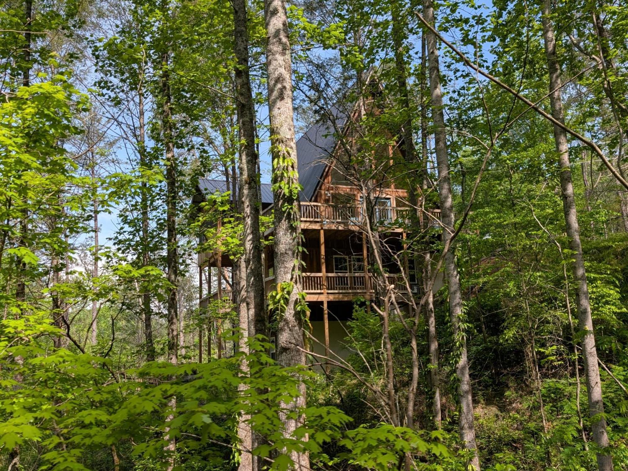 Luxe Retreat - June Sale! - Easy Drive - Xl Swim Spa - Award Winning! Sevierville Exterior foto
